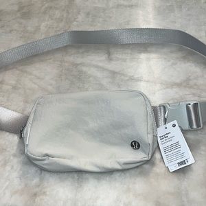 Lulu Lemon Everywhere Belt Bag